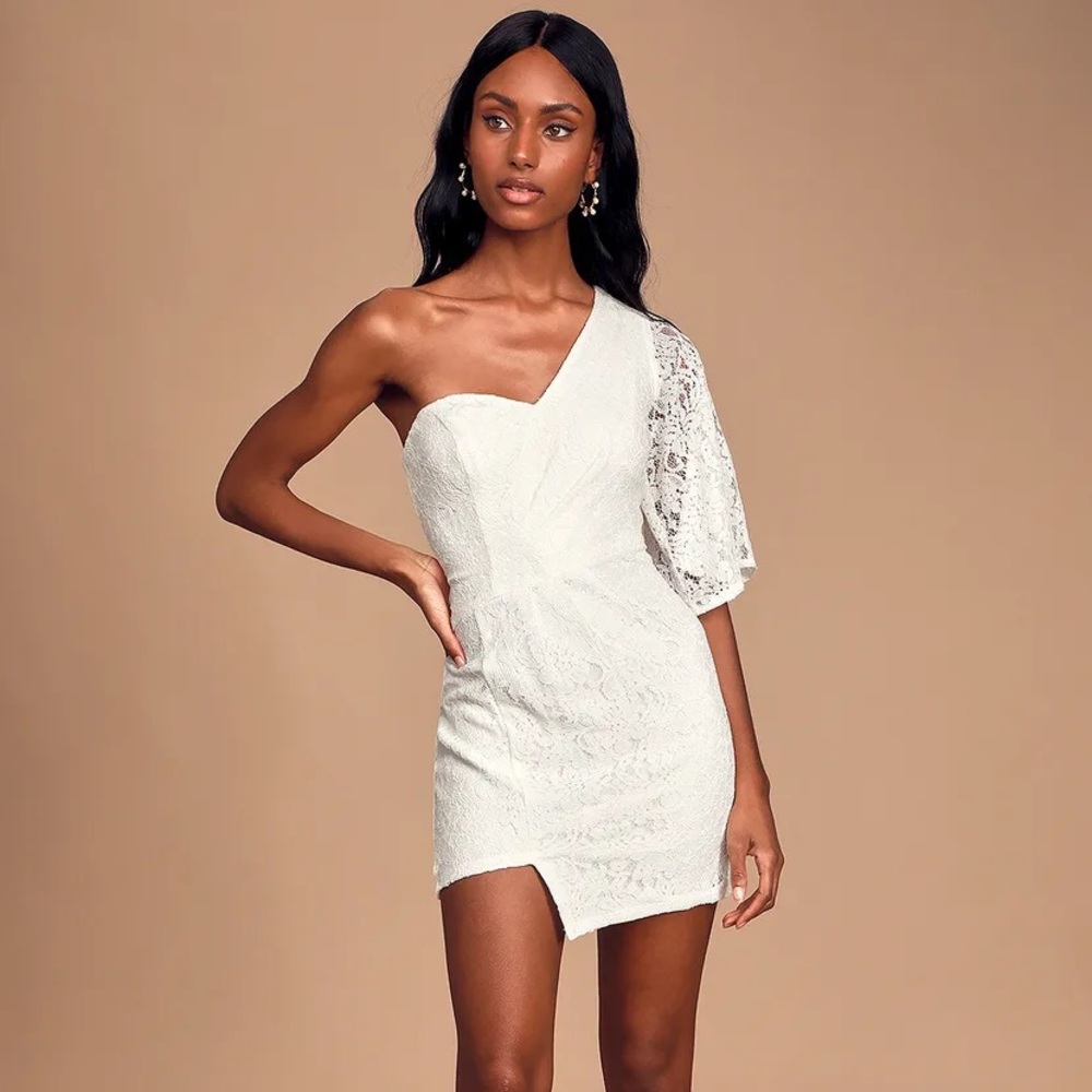 NWT Lulus Be My Seeetheart One Shoulder White Lace Dress size M